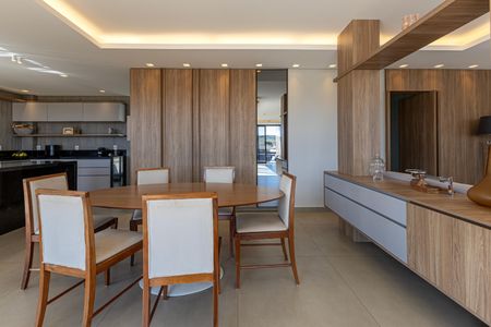 Casa de condomínio à venda com 634m², 6 quartos e 6 vagasSala 2