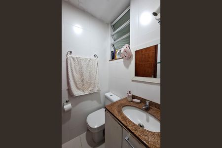 Apartamento à venda com 59m², 3 quartos e 1 vaga Apartamento à venda com 59m², 3 quartos e 1 vagaBanheiro Social