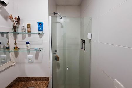 Apartamento à venda com 59m², 3 quartos e 1 vaga Apartamento à venda com 59m², 3 quartos e 1 vagaBanheiro Social