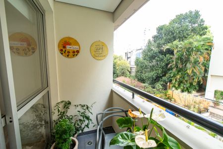 Apartamento à venda com 74m², 2 quartos e 1 vagaVaranda