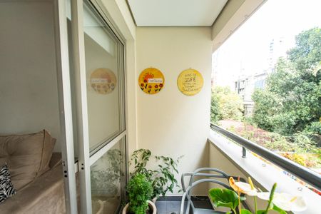 Apartamento à venda com 74m², 2 quartos e 1 vagaVaranda