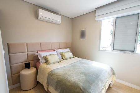 Apartamento à venda com 74m², 2 quartos e 1 vagaQuarto 1