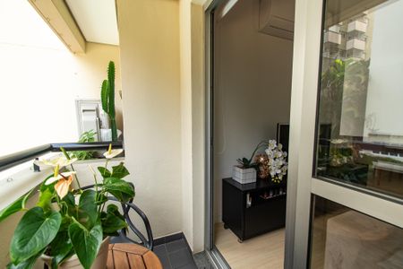 Apartamento à venda com 74m², 2 quartos e 1 vagaVaranda