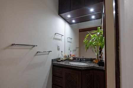Apartamento à venda com 74m², 2 quartos e 1 vagaBanheiro