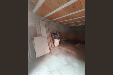 Casa à venda com 200m², 4 quartos e 3 vagasPorão