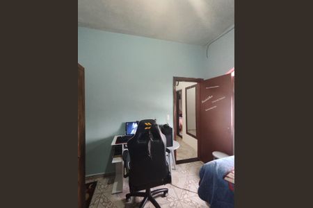 Casa à venda com 200m², 4 quartos e 3 vagasQuarto 2 - Suíte