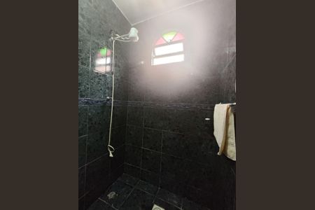 Casa à venda com 200m², 4 quartos e 3 vagasBanheiro 1