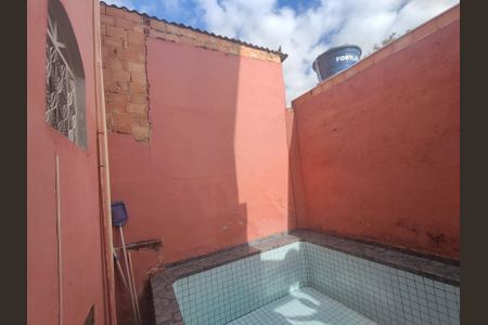 Casa à venda com 200m², 4 quartos e 3 vagasÁrea comum - Piscina