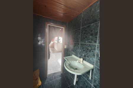 Casa à venda com 200m², 4 quartos e 3 vagasBanheiro 2