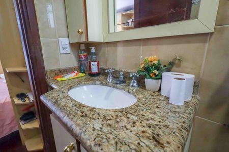 Apartamento à venda com 95m², 3 quartos e sem vagaBanheiro da Suíte