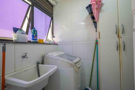 Apartamento à venda com 95m², 3 quartos e sem vagaÁrea de Serviço