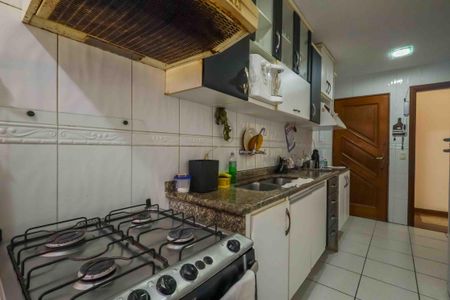 Apartamento à venda com 95m², 3 quartos e sem vagaCozinha