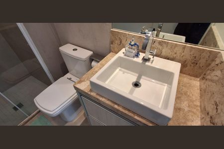 Apartamento à venda com 69m², 2 quartos e 2 vagasBanheiro Social