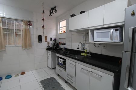 Casa de condomínio à venda com 135m², 2 quartos e 2 vagasCozinha