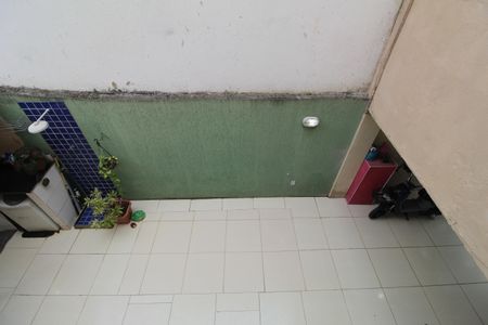 Casa de condomínio à venda com 135m², 2 quartos e 2 vagasQuarto 2 - Vista