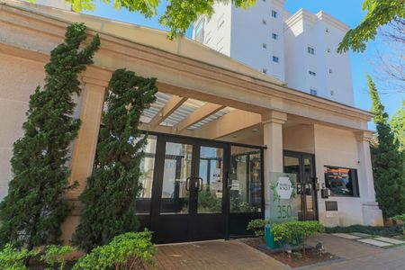 Apartamento à venda com 72m², 2 quartos e 1 vagaFachada