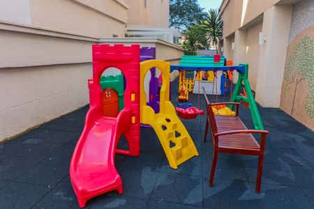 Apartamento à venda com 72m², 2 quartos e 1 vagaÁrea comum - Playground
