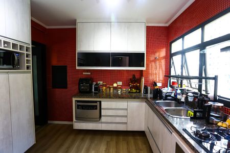 Apartamento para alugar com 122m², 3 quartos e 3 vagasCozinha