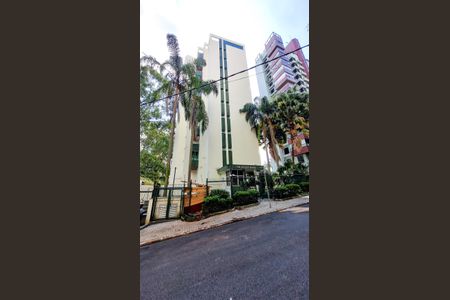 Apartamento para alugar com 122m², 3 quartos e 3 vagasFachada