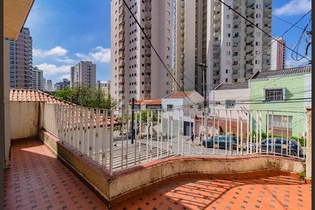 Casa à venda com 307m², 4 quartos e 2 vagasQuarto 1 Sacada
