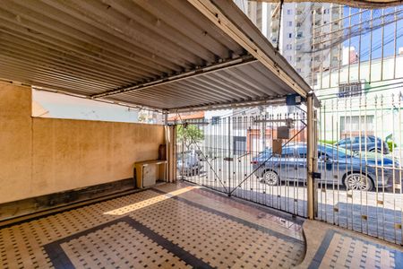 Casa à venda com 307m², 4 quartos e 2 vagasQuintal