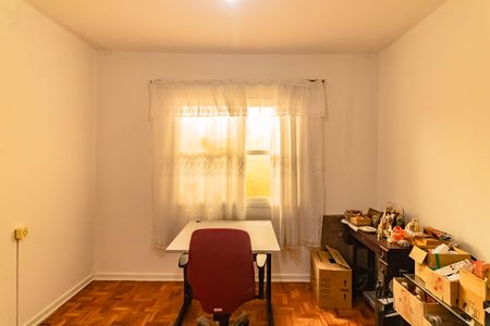 Casa à venda com 307m², 4 quartos e 2 vagasQuarto 2