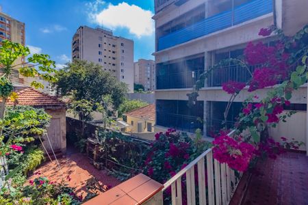 Casa à venda com 307m², 4 quartos e 2 vagasQuarto 4 Sacada