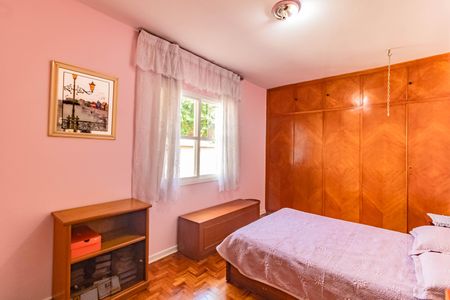 Casa à venda com 307m², 4 quartos e 2 vagasQuarto 3