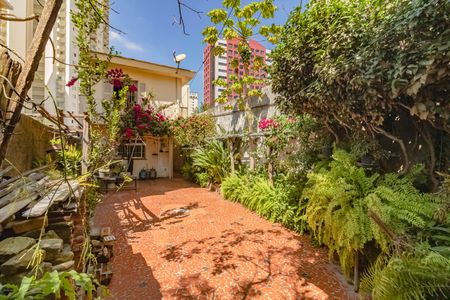 Casa à venda com 307m², 4 quartos e 2 vagasQuintal