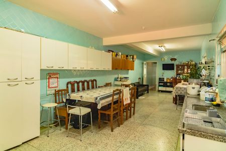 Casa à venda com 307m², 4 quartos e 2 vagasCozinha