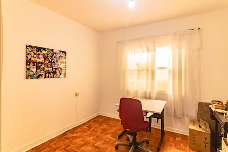 Casa à venda com 307m², 4 quartos e 2 vagasQuarto 2