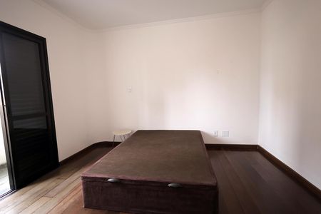 Apartamento à venda com 196m², 4 quartos e 2 vagasQuarto Suíte 1