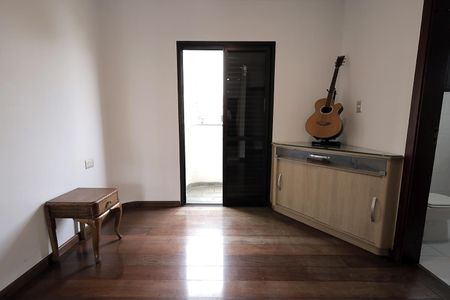 Apartamento à venda com 196m², 4 quartos e 2 vagasQuarto Suíte 2