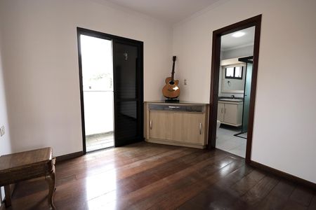 Apartamento à venda com 196m², 4 quartos e 2 vagasQuarto Suíte 2