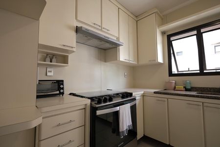 Apartamento à venda com 196m², 4 quartos e 2 vagasCozinha