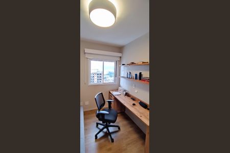 Apartamento à venda com 70m², 2 quartos e 1 vaga Apartamento à venda com 70m², 2 quartos e 1 vagaQuarto