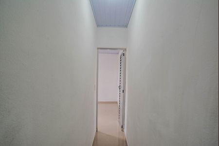 Casa para alugar com 42m², 2 quartos e 1 vaga Casa para alugar com 42m², 2 quartos e 1 vagaCorredor