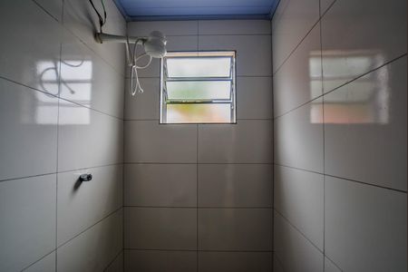 Casa para alugar com 42m², 2 quartos e 1 vaga Casa para alugar com 42m², 2 quartos e 1 vagaBanheiro