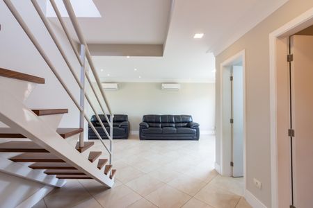 Casa para alugar com 400m², 4 quartos e 4 vagasSala