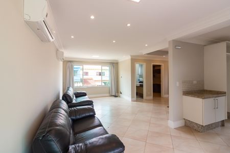 Casa para alugar com 400m², 4 quartos e 4 vagasSala