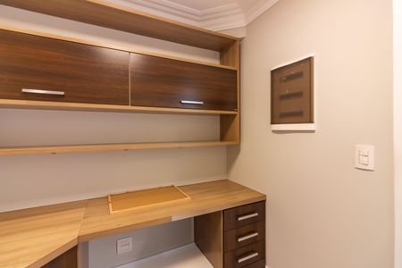 Casa para alugar com 400m², 4 quartos e 4 vagasEscritório