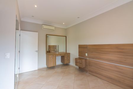 Casa para alugar com 400m², 4 quartos e 4 vagasSuíte