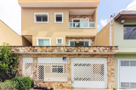 Casa para alugar com 400m², 4 quartos e 4 vagasFachada