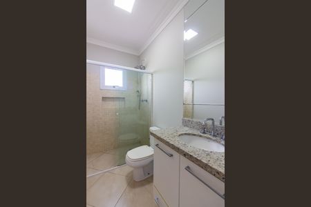 Casa para alugar com 400m², 4 quartos e 4 vagasBanheiro