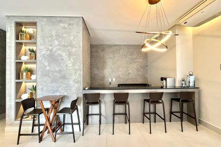 Apartamento à venda com 65m², 2 quartos e 2 vagasÁrea comum - Salão de festas