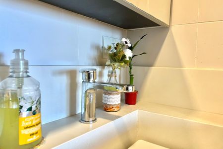 Apartamento à venda com 65m², 2 quartos e 2 vagasBanheiro Corredor