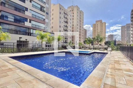 Apartamento à venda com 65m², 2 quartos e 2 vagasÁrea comum - Piscina