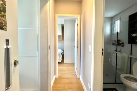 Apartamento à venda com 65m², 2 quartos e 2 vagasCorredor