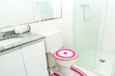 Apartamento à venda com 80m², 3 quartos e 1 vaga Apartamento à venda com 80m², 3 quartos e 1 vagaBanheiro da Suíte