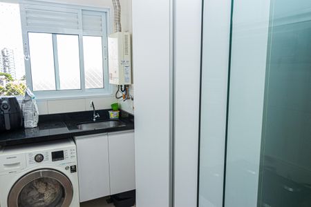 Apartamento à venda com 80m², 3 quartos e 1 vaga Apartamento à venda com 80m², 3 quartos e 1 vagaCozinha e Área de Serviço